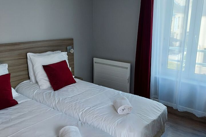 Room 15 of 43