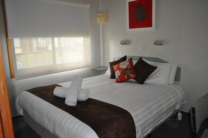 Room 7 of 36
