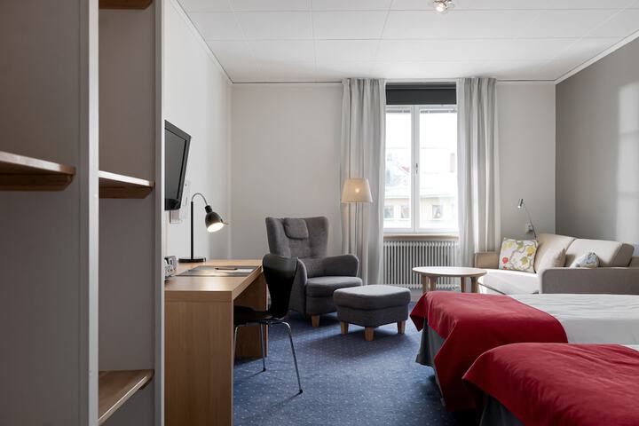 Room 36 of 84