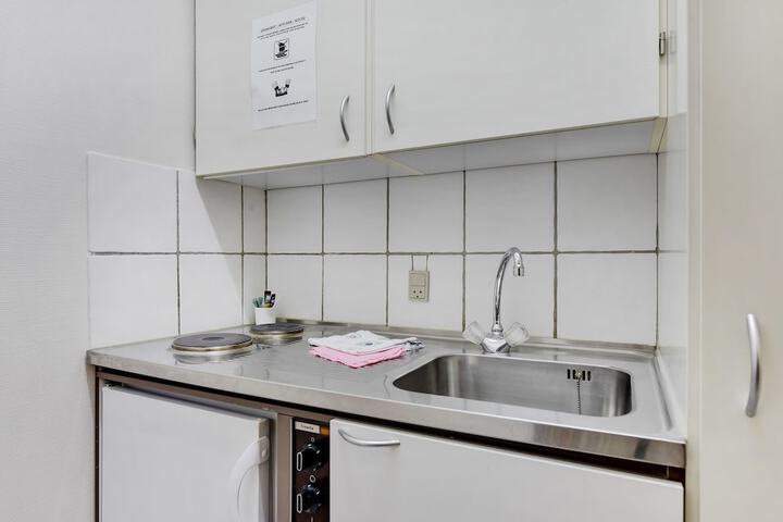 Private kitchenette