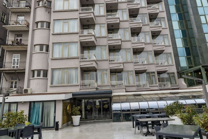 GRAND STAR HOTEL PREMIUM