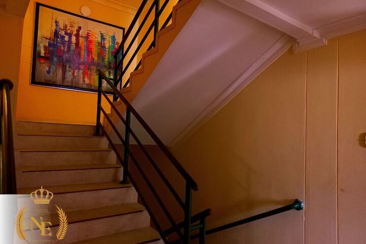 Room 29 of 33