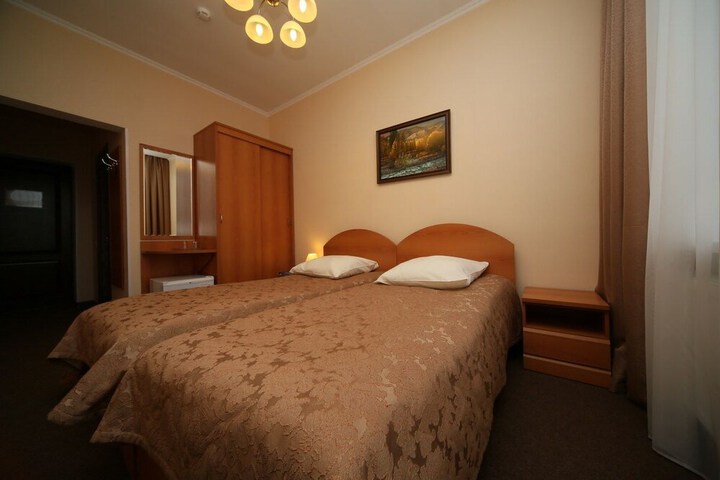 Room 11 of 75