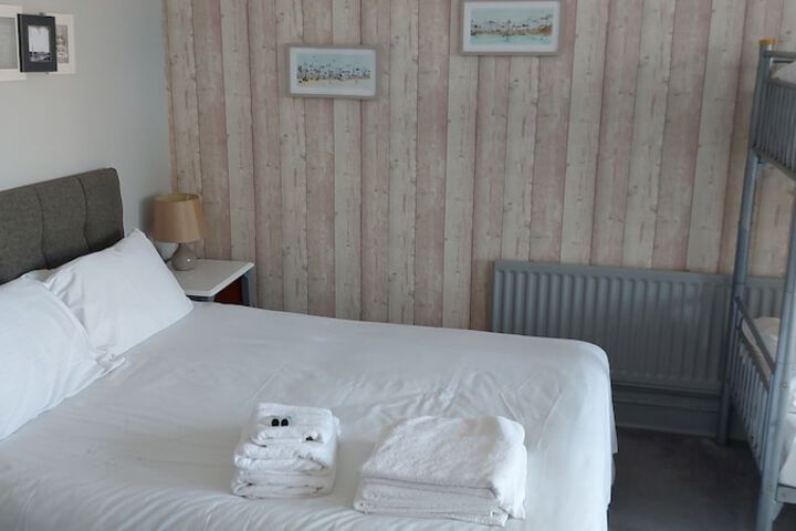Room 14 of 51
