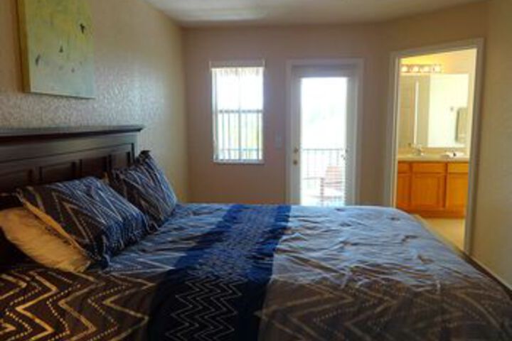 Room 11 of 20