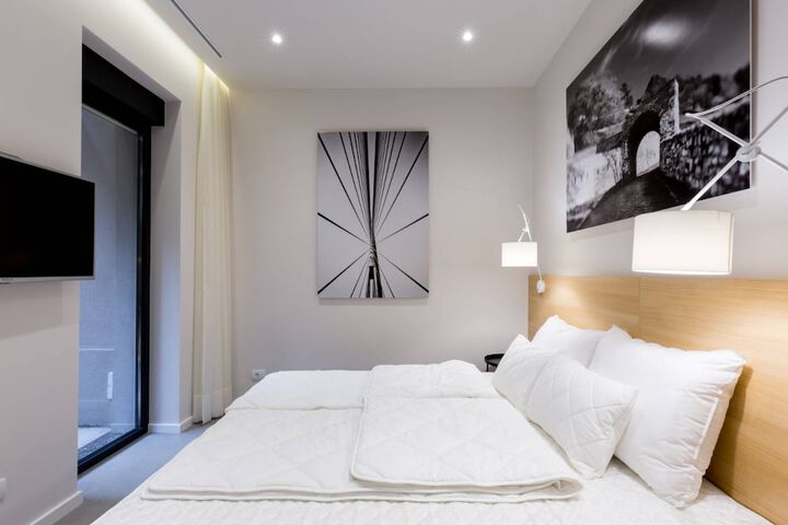 Room 5 of 45