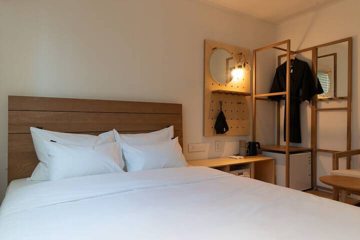 Room 14 of 88