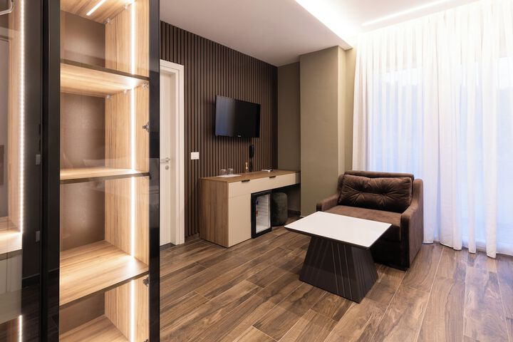 Room 60 of 141