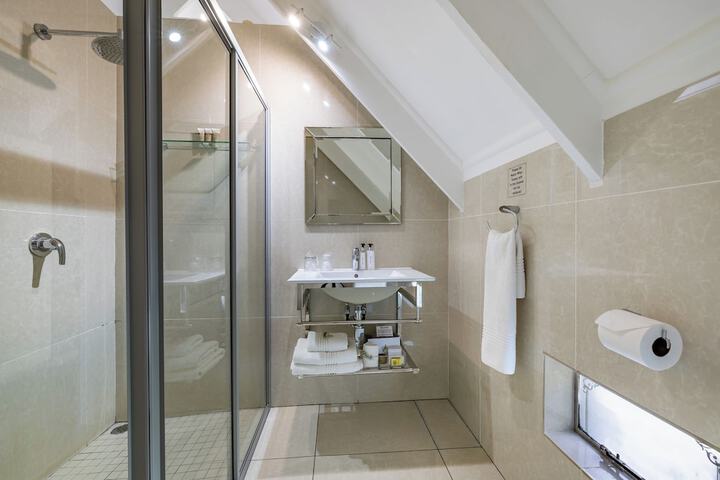 Bath Interior