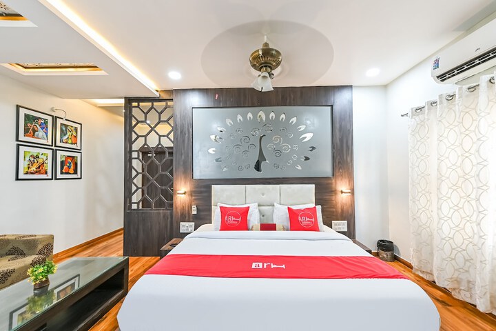 Room 5 of 68
