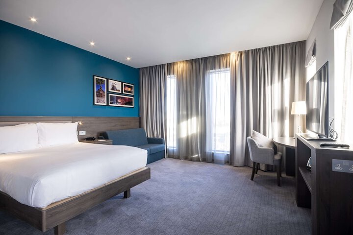 Room 10 of 54