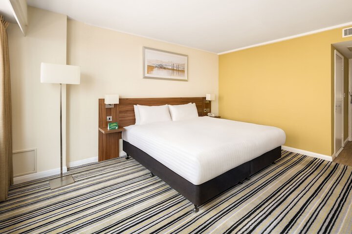 Room 20 of 137