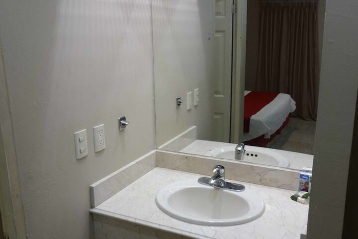 Room 20 of 38
