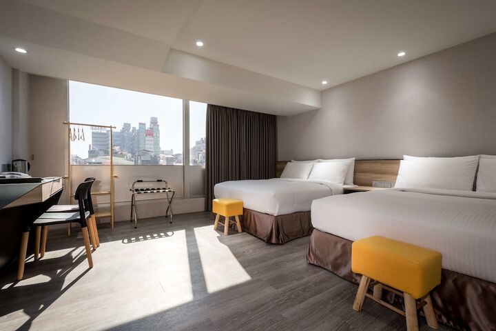 Room 7 of 44