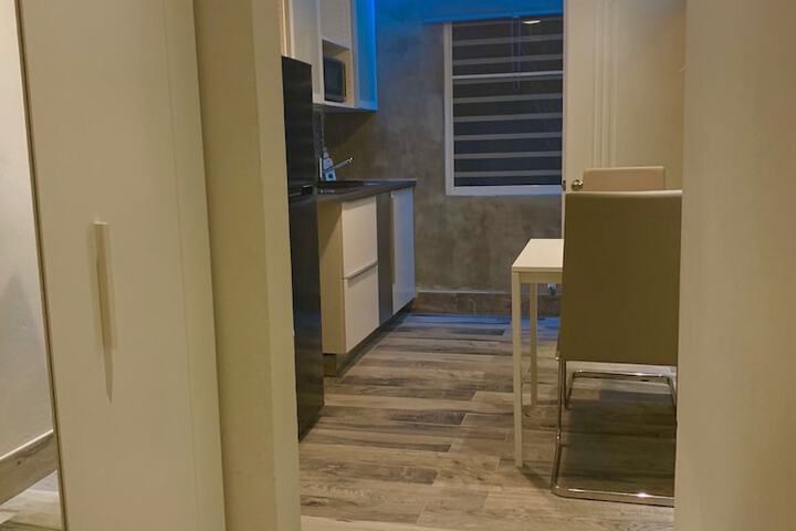 Room 52 of 64
