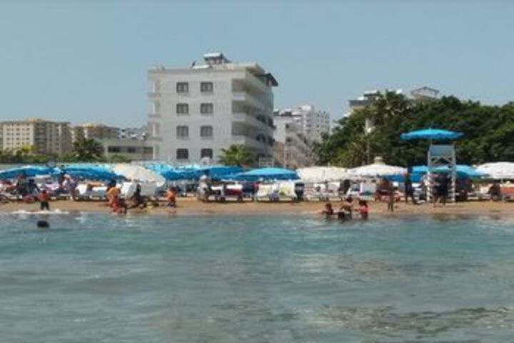 Beach 4 of 14