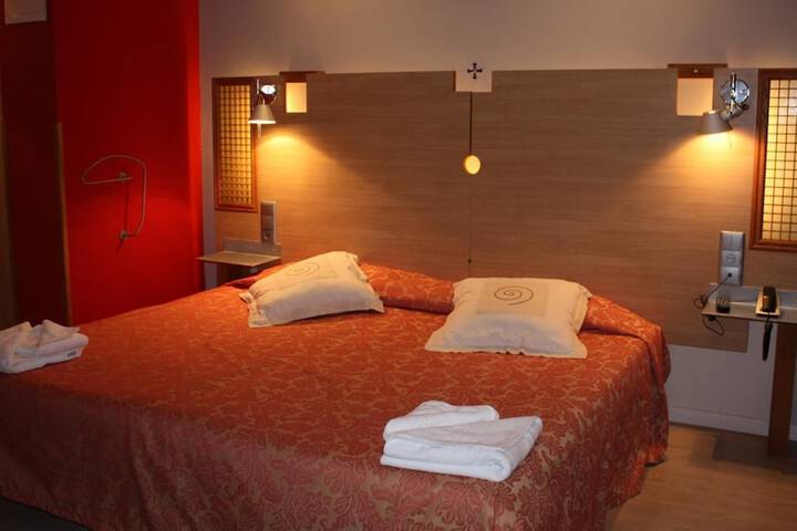 Room 6 of 20