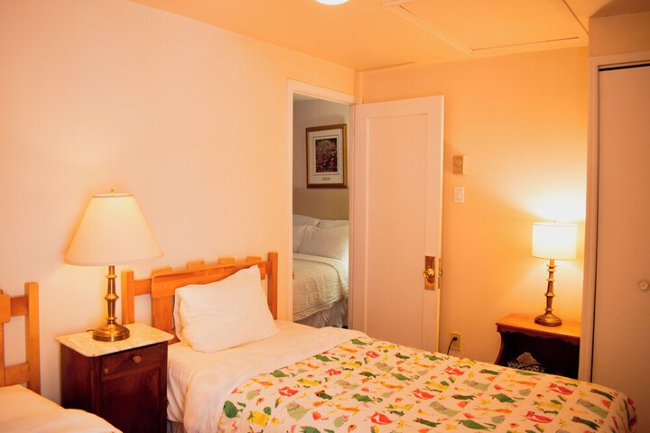 Room 63 of 125
