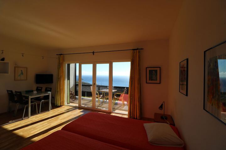 Room 7 of 41