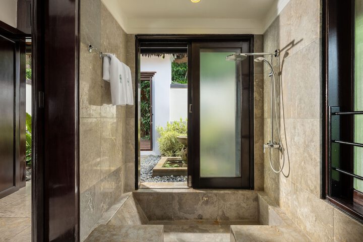 Clean Restrooms