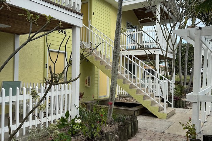 Property Grounds 12 of 16