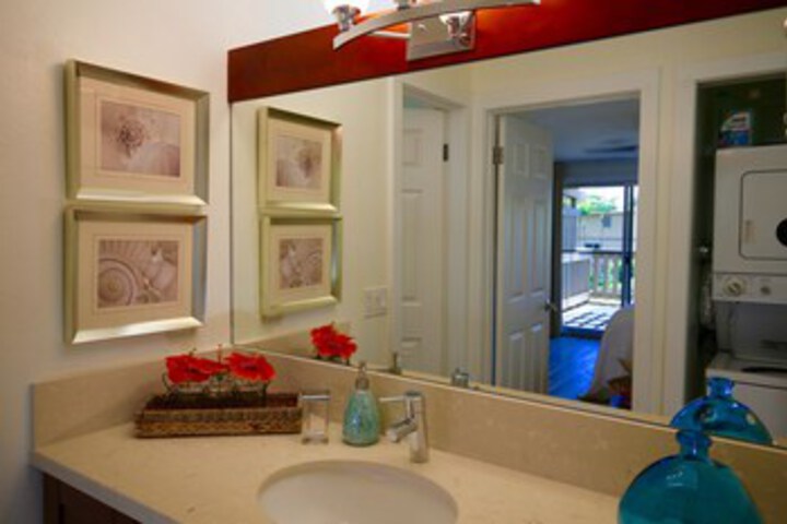 Room 10 of 31