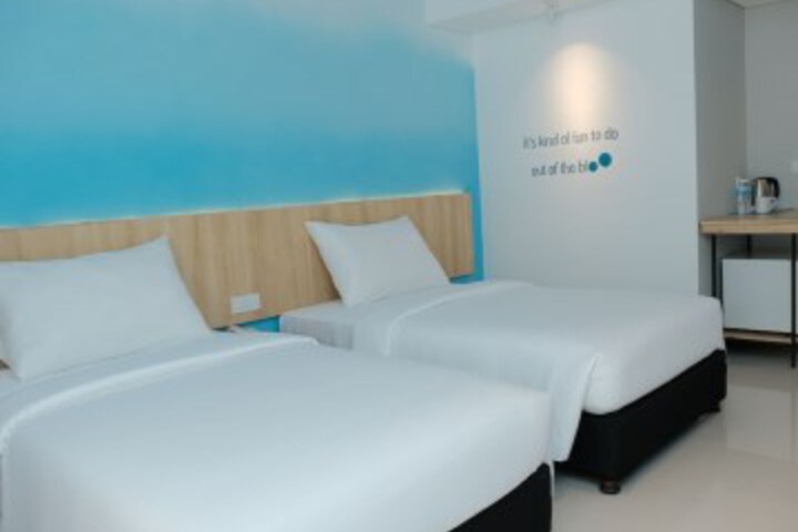 Room 21 of 38
