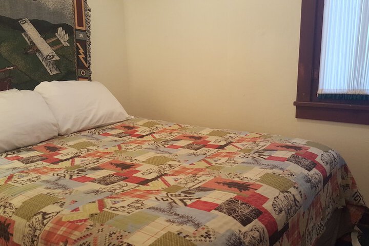 Room 14 of 175