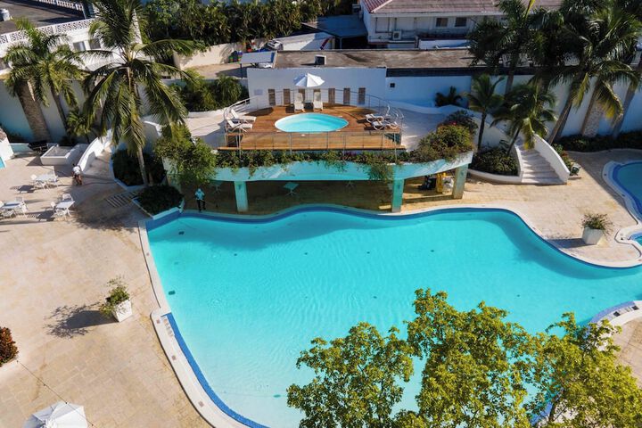 Pool 29 of 93