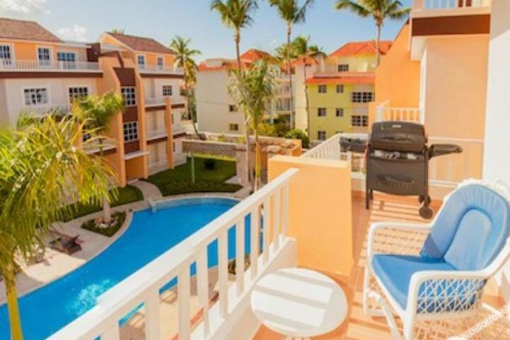Estrella del Mar PH B3 Walk to The Beach by RedAwning
