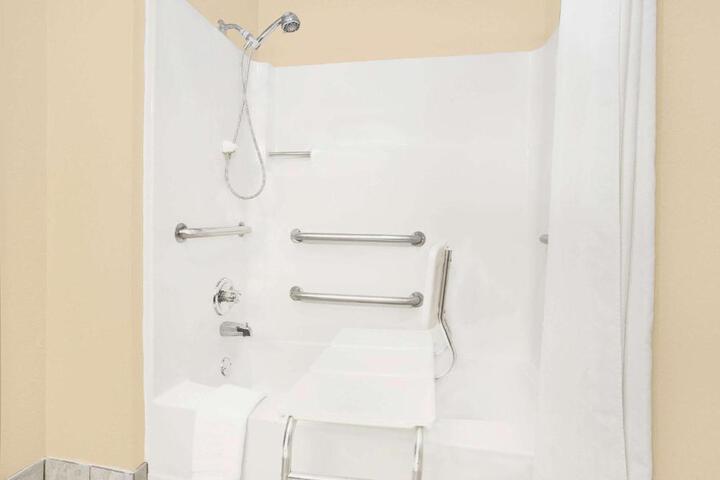 Double Bed (1 of 2)