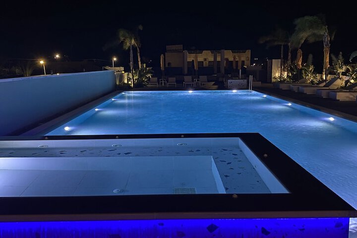 Pool 38 of 76