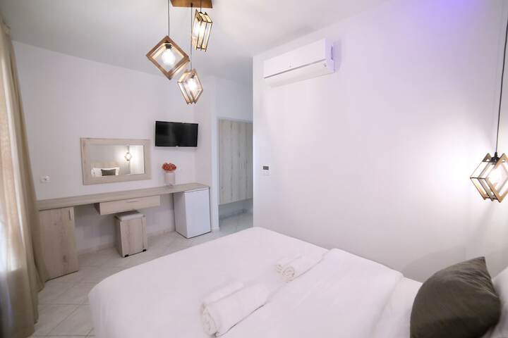 Room 6 of 149
