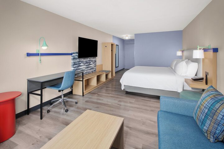 Room 31 of 87