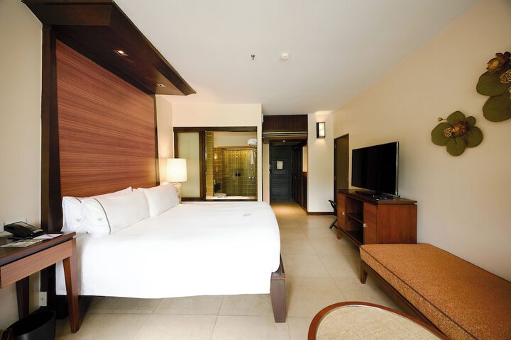 Hotel Exterior 146 of 151