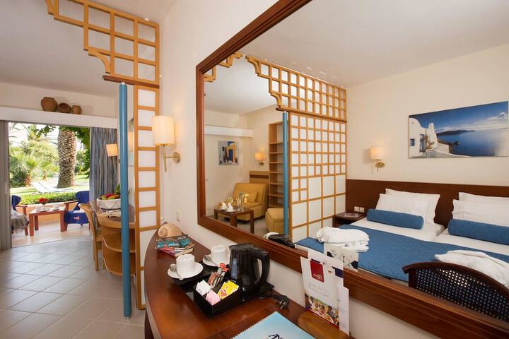 Room 54 of 209