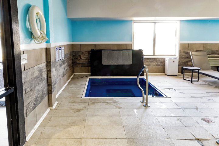 Jetted tub