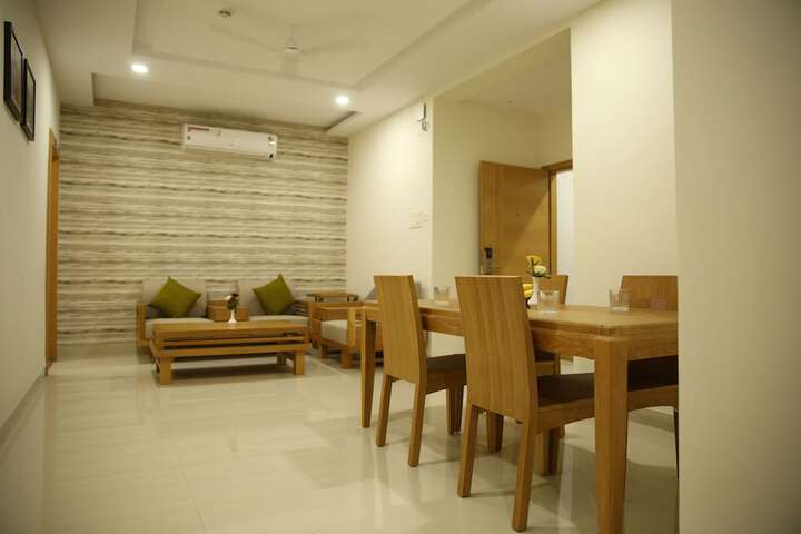 Room 27 of 32