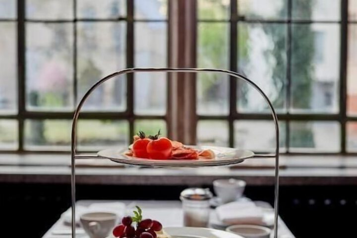 Breakfast/Coffee Service 24 of 28