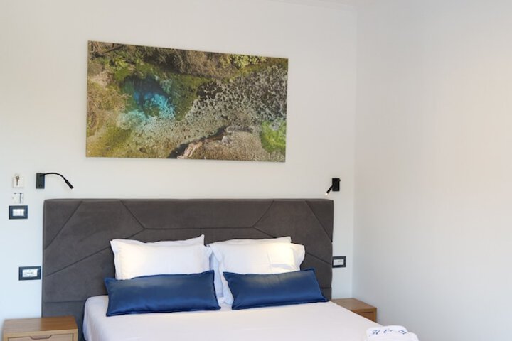 Room 6 of 46