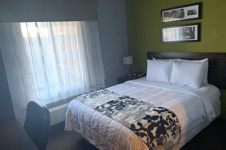 Room 20 of 64