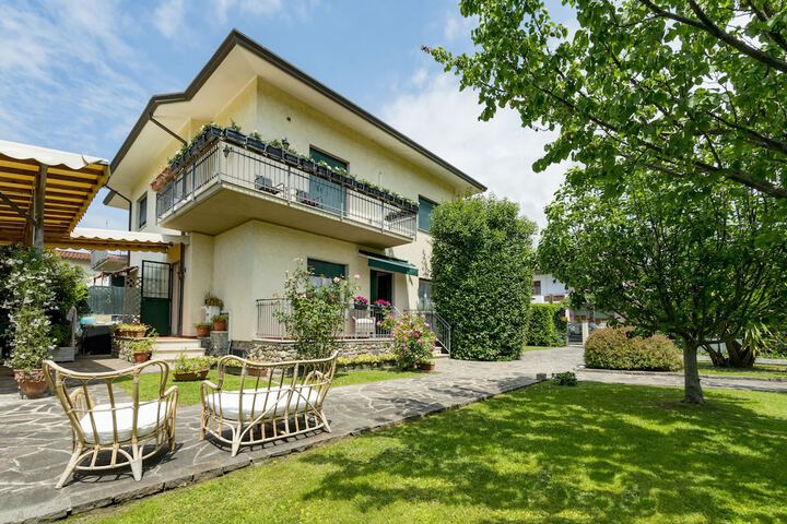 B&B Miami Beach in Pietrasanta