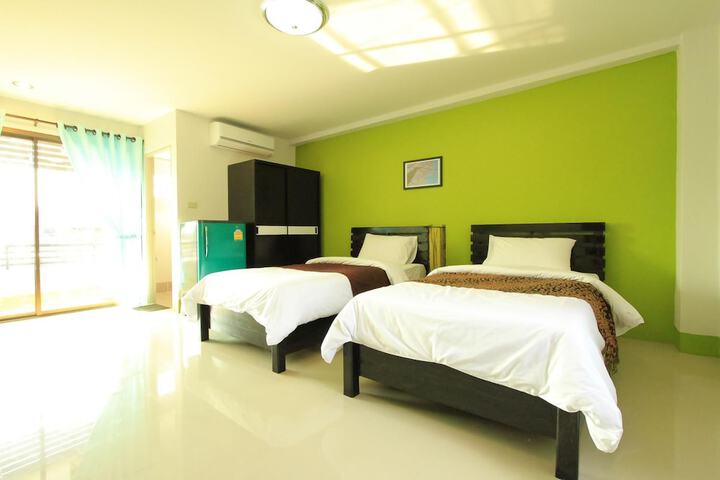 Room 16 of 41