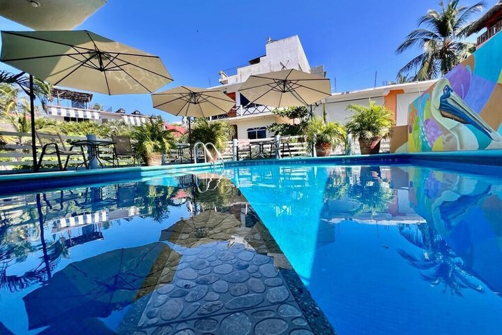 Pool 7 of 7
