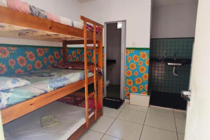 Room 1 of 10