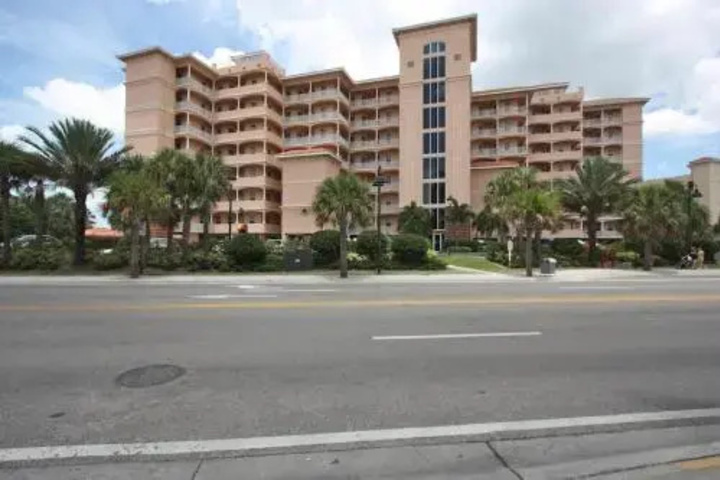 Photo of 801 Harborview Grande