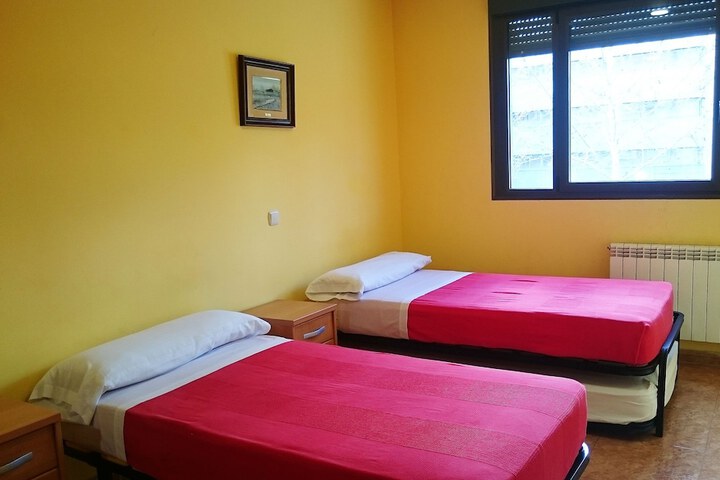 Room 5 of 26