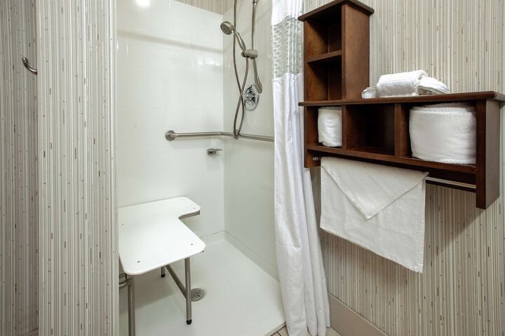 Bathroom shower