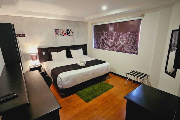 Room 7 of 35