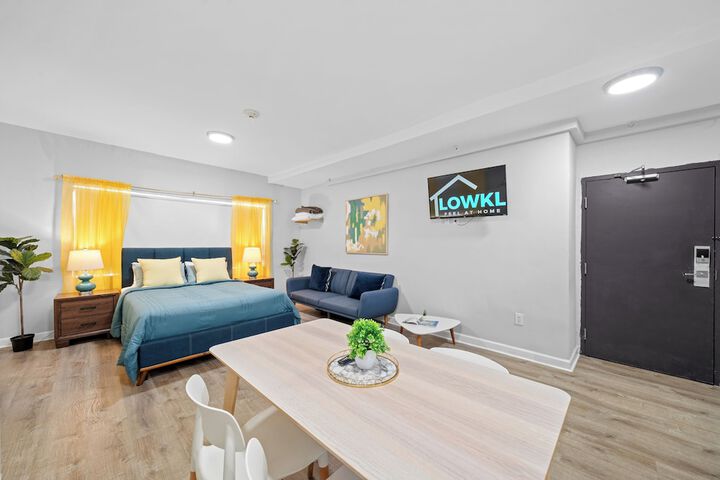 Studio Queen Bed (26 of 43)